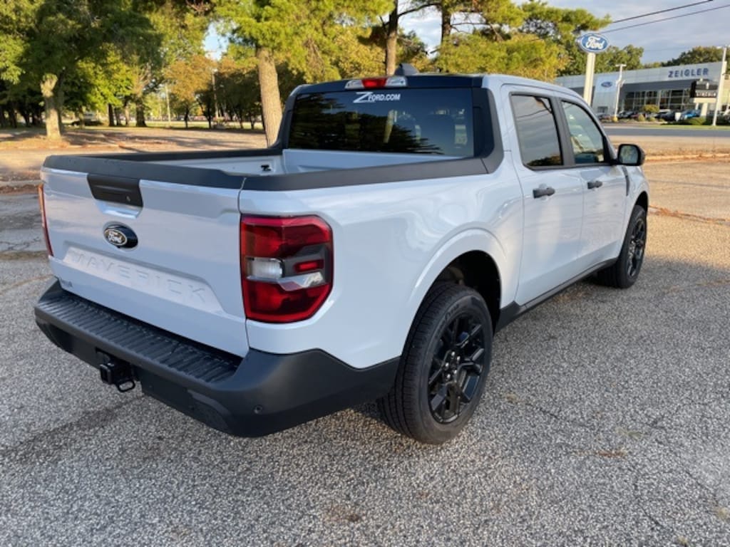 New 2025 Ford Maverick XLT Truck SuperCrew