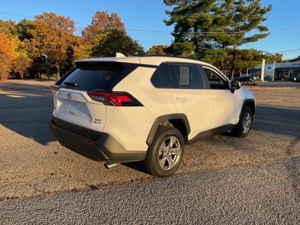Used 2025 Toyota RAV4 Hybrid XLE SUV