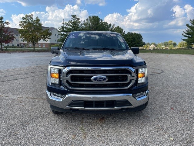2023 Ford F-150 XLT photo 2