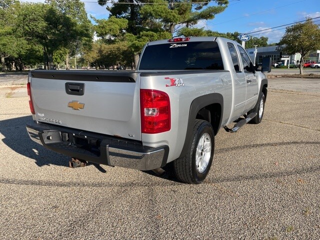 2012 Chevrolet Silverado 1500 LT photo 4