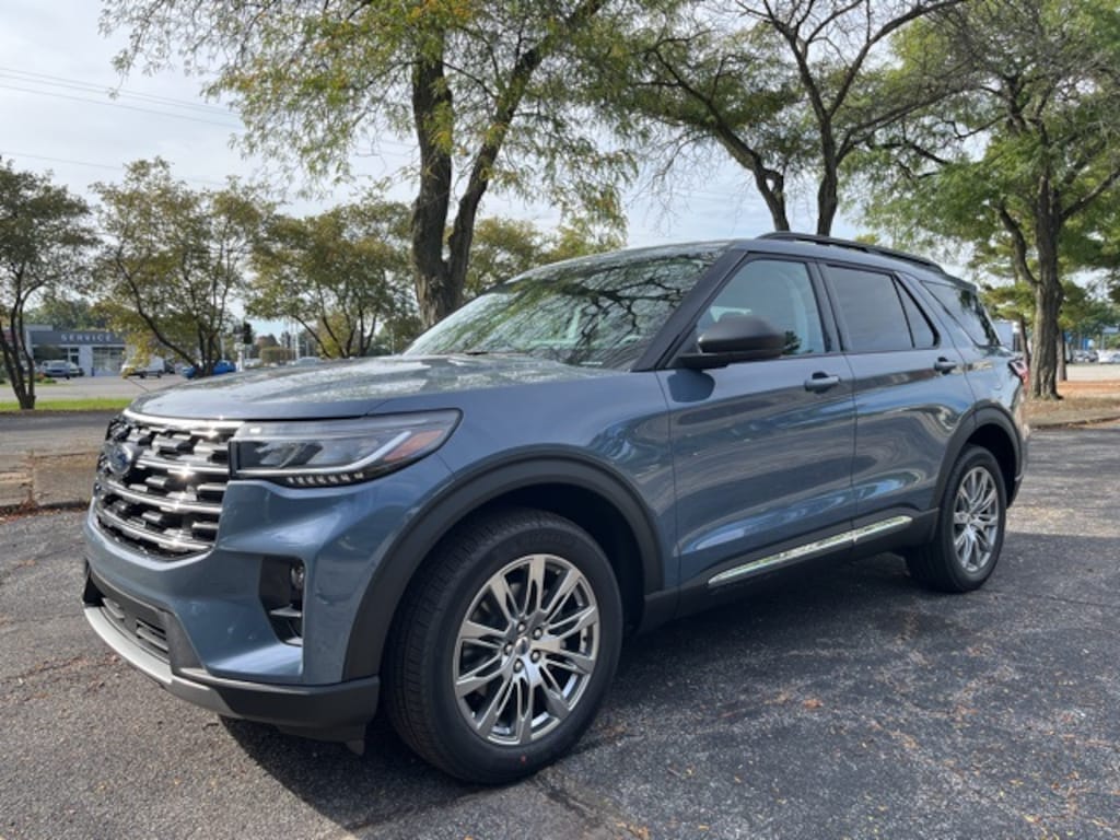 New 2025 Ford Explorer Active SUV
