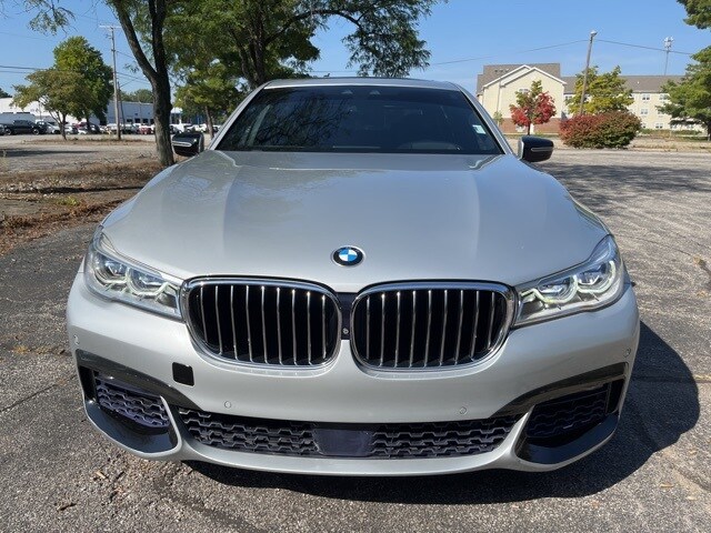 2016 Bmw 750i xDrive photo 2