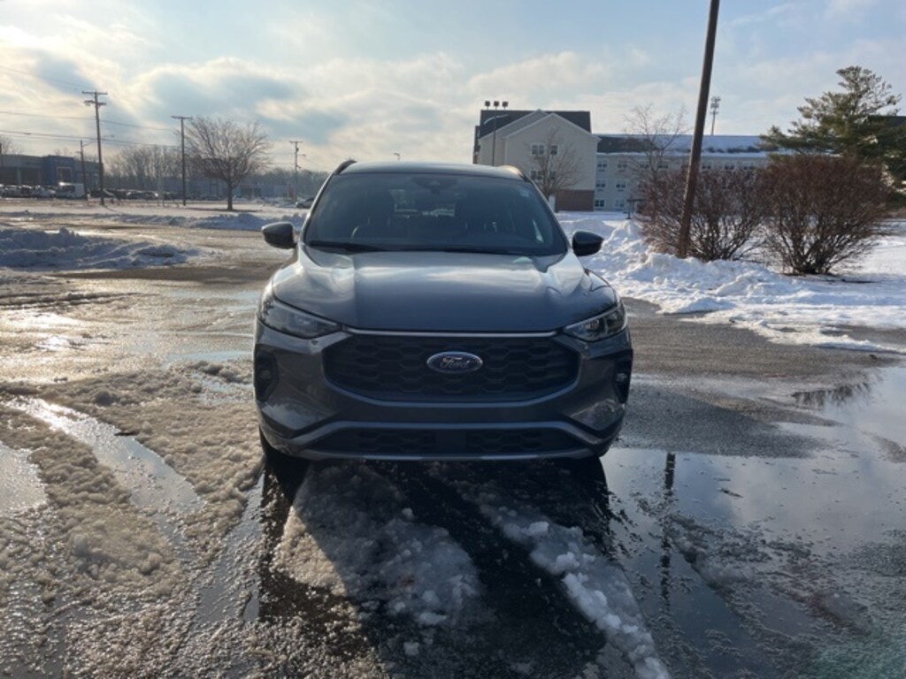 Used 2025 Ford Escape ST-Line Elite SUV
