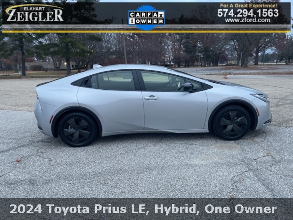 Used 2024 Toyota Prius Limited Hatchback
