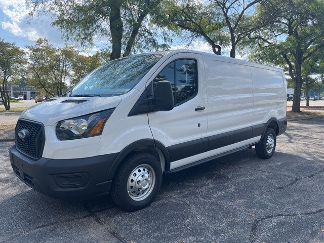 2025 Ford Transit photo 3
