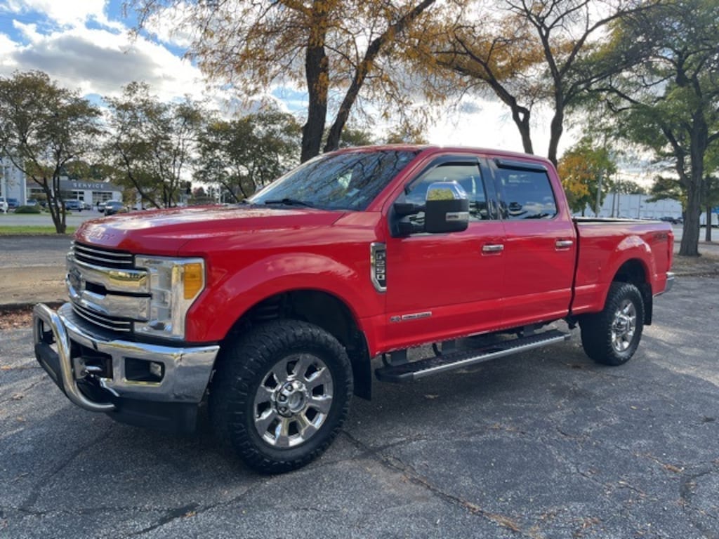 Used 2017 Ford F-250  Truck Crew Cab