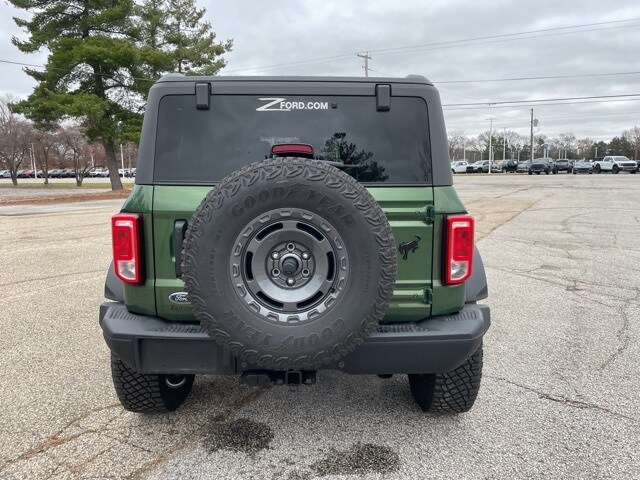 2024 Ford Bronco Black Diamond photo 4
