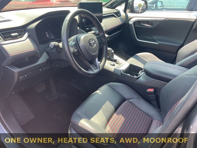 2023 Toyota RAV4 Prime XSE photo 3