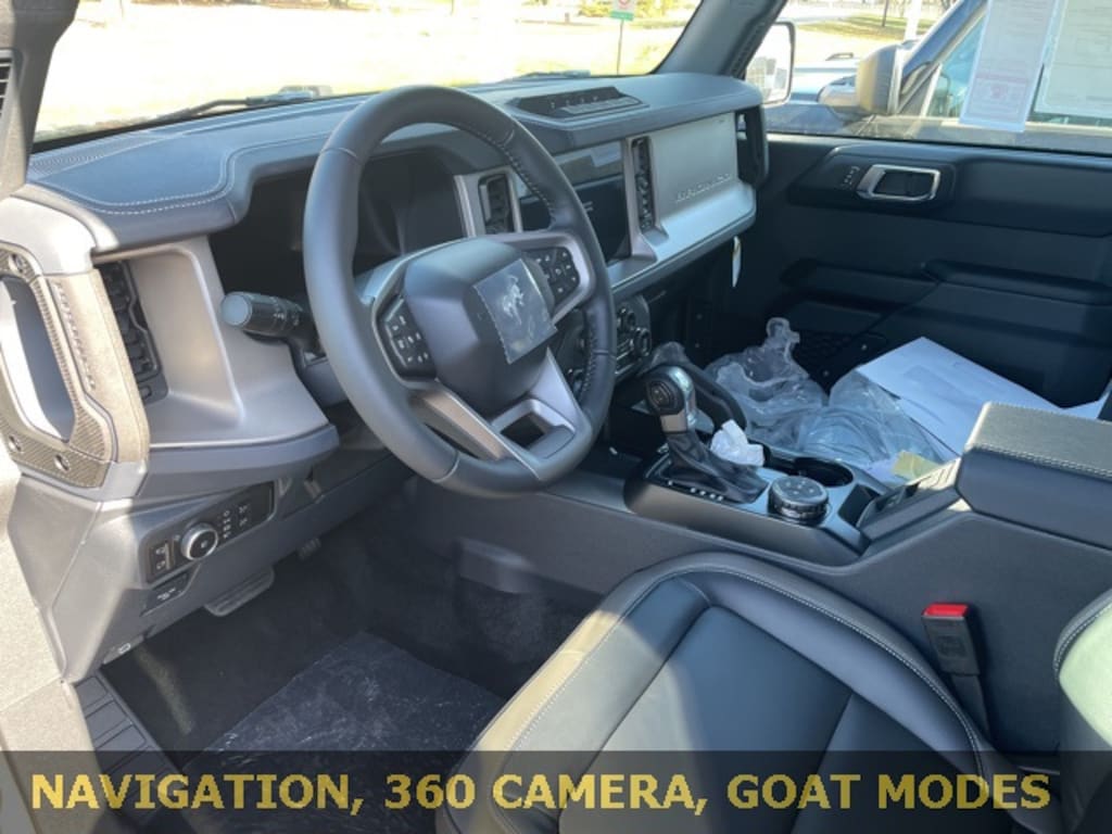 New 2025 Ford Bronco Outer Banks SUV