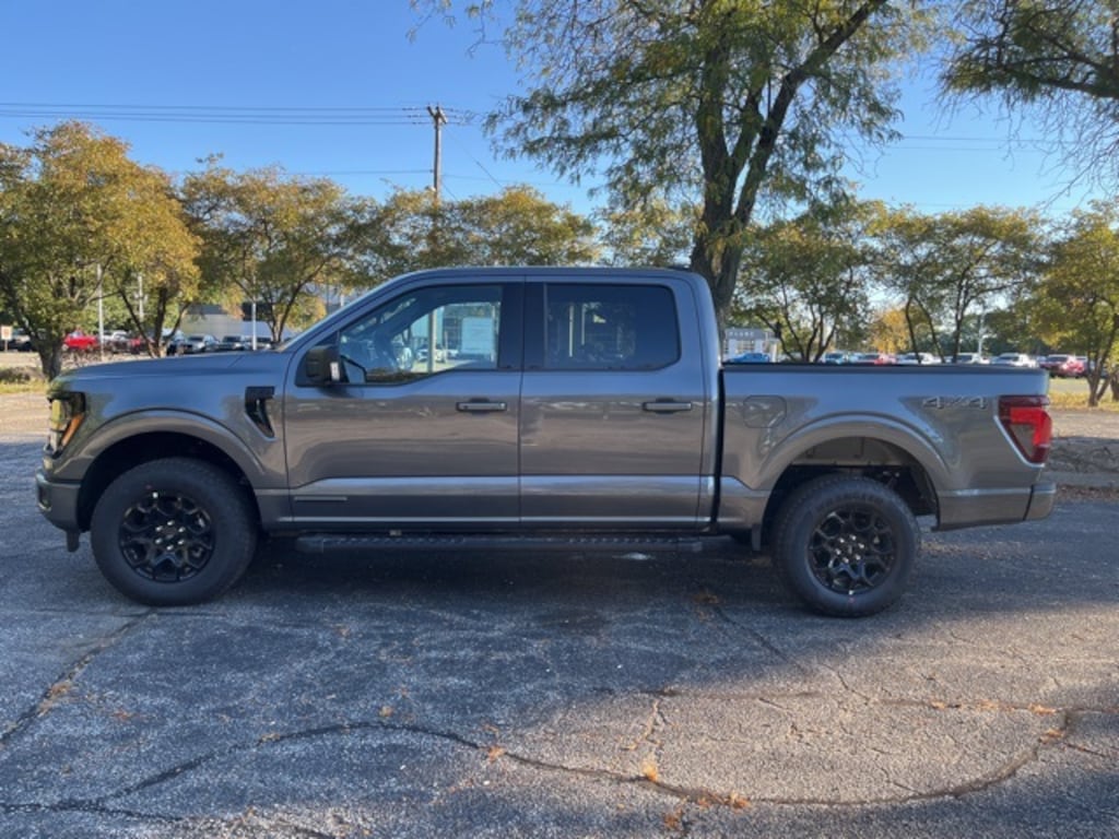 New 2025 Ford F-150 XLT Truck SuperCrew Cab