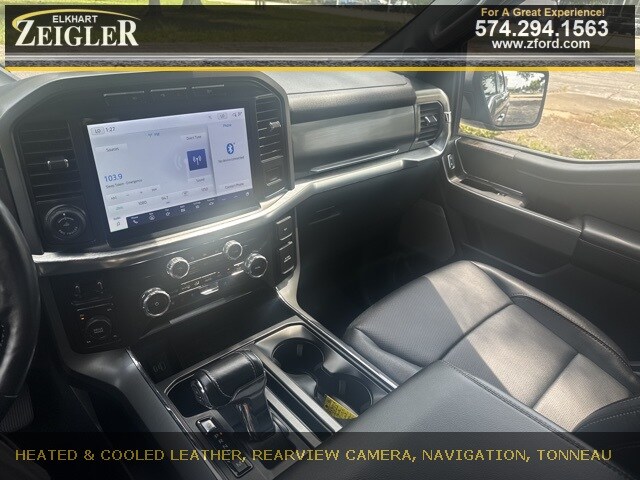 2022 Ford F-150 Lariat photo 2