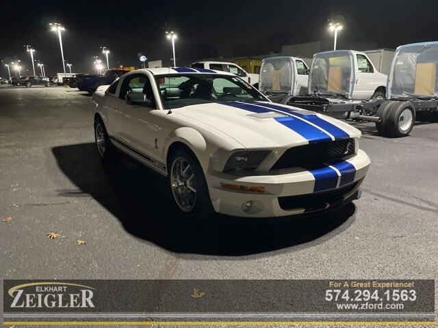 2007 Ford Mustang Shelby GT500 photo 2