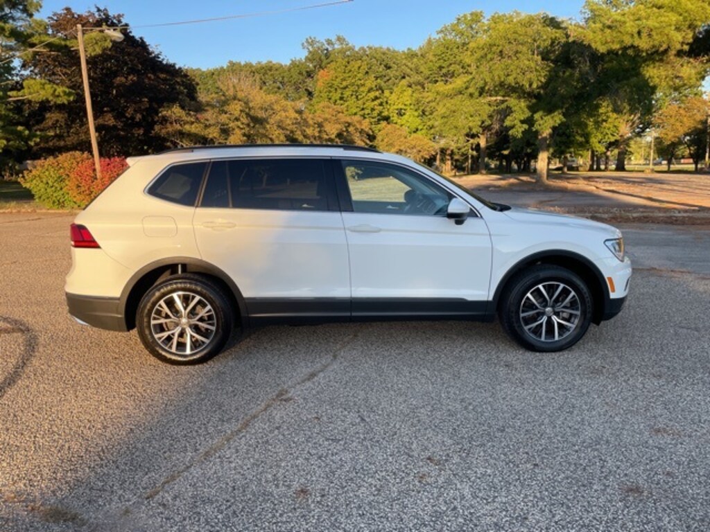 Used 2020 Volkswagen Tiguan 2.0T SE SUV