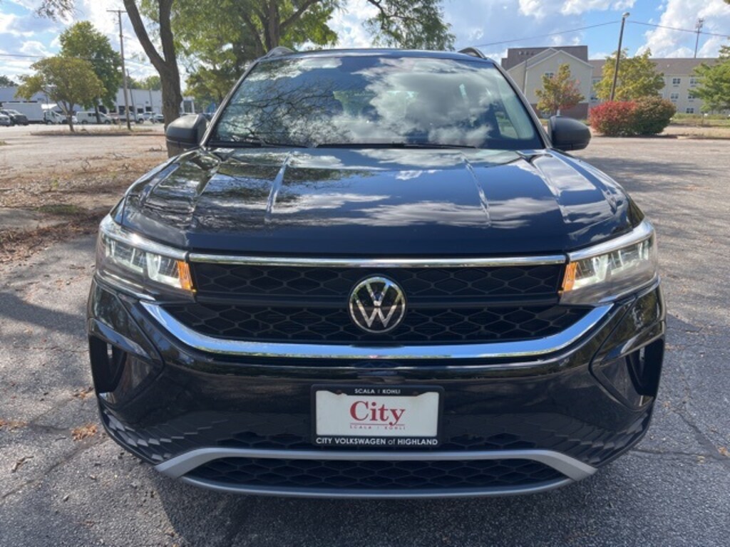 Used 2024 Volkswagen Taos 1.5T S SUV