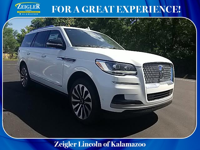 2023 Lincoln Navigator Reserve's photo