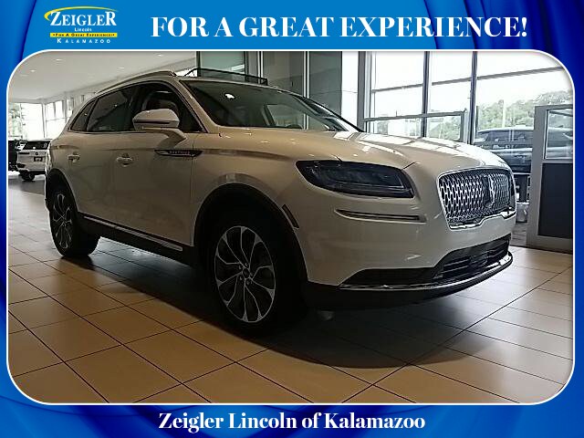 2023 Lincoln Nautilus Reserve's photo