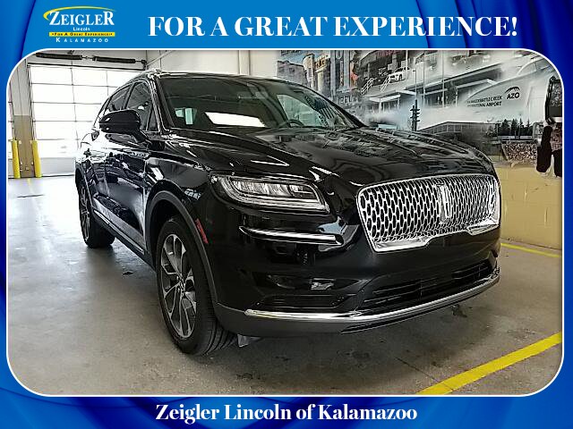 2023 Lincoln Nautilus Reserve's photo