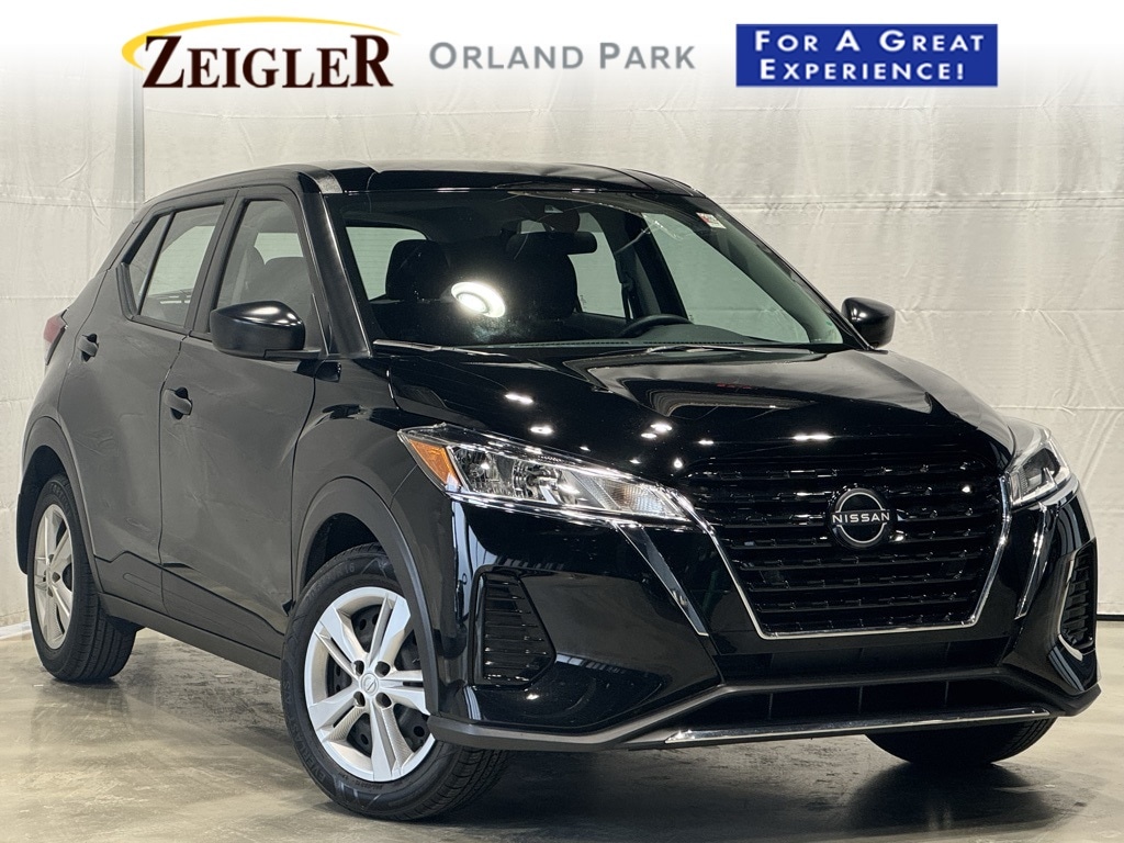 2023 NISSAN KICKS - Image 1