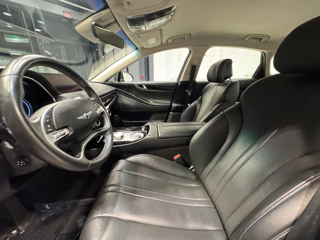 2023 GENESIS G80 - Image 20