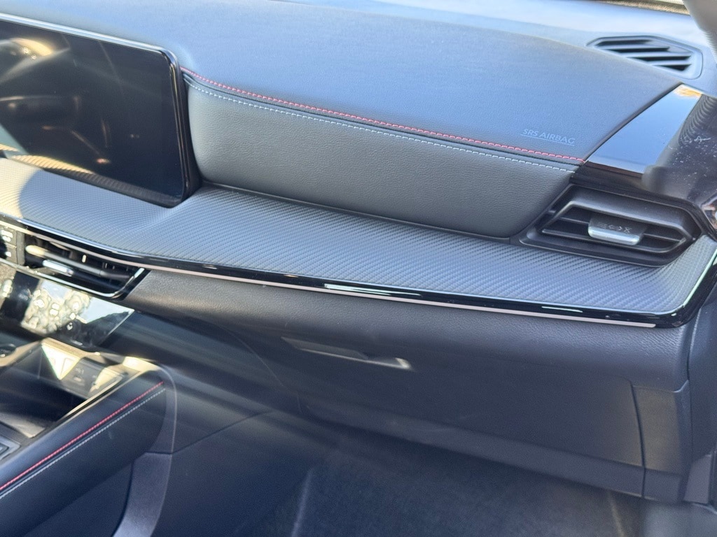 2025 NISSAN KICKS MPV - Image 25