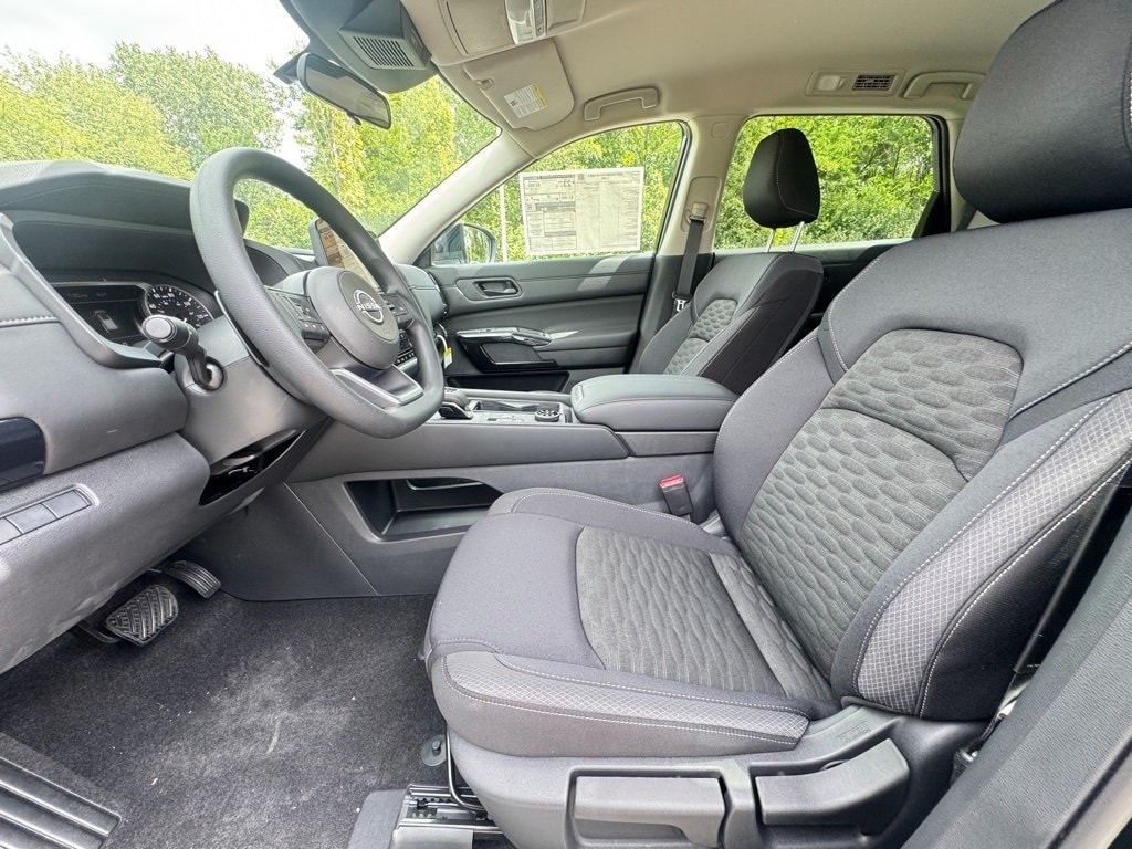 2025 NISSAN PATHFINDER - Image 15