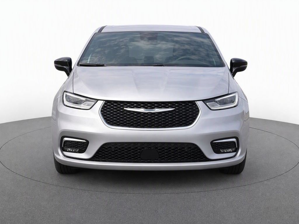Certified 2024 Chrysler Pacifica Plug-In Hybrid Select Van Passenger Van