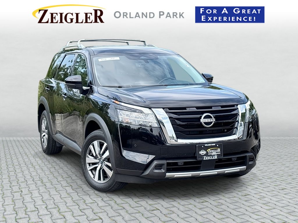 Certified 2023 Nissan Pathfinder SL SUV