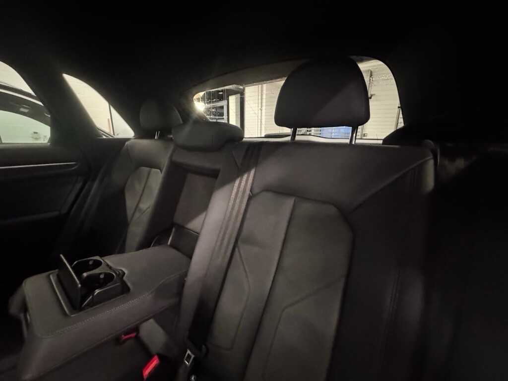 2023 AUDI Q3 - Image 24