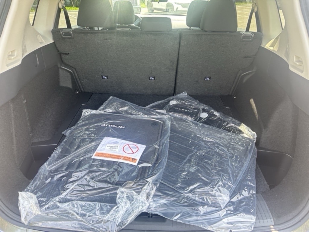 2025 NISSAN ROGUE - Image 22