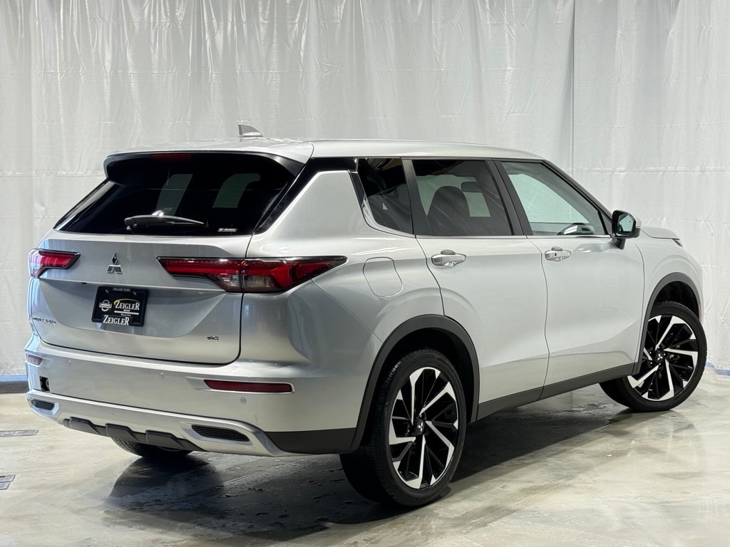2024 MITSUBISHI OUTLANDER - Image 7