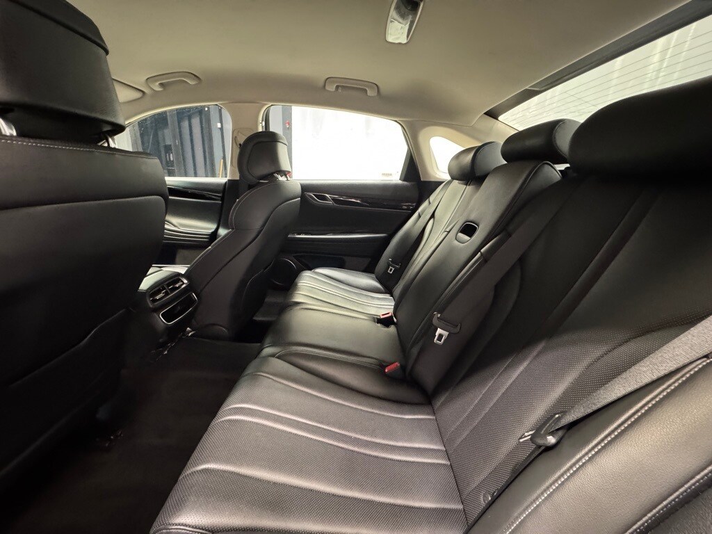 2023 GENESIS G80 - Image 23