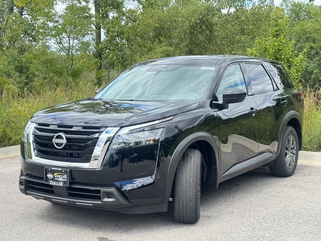 2025 NISSAN PATHFINDER - Image 3