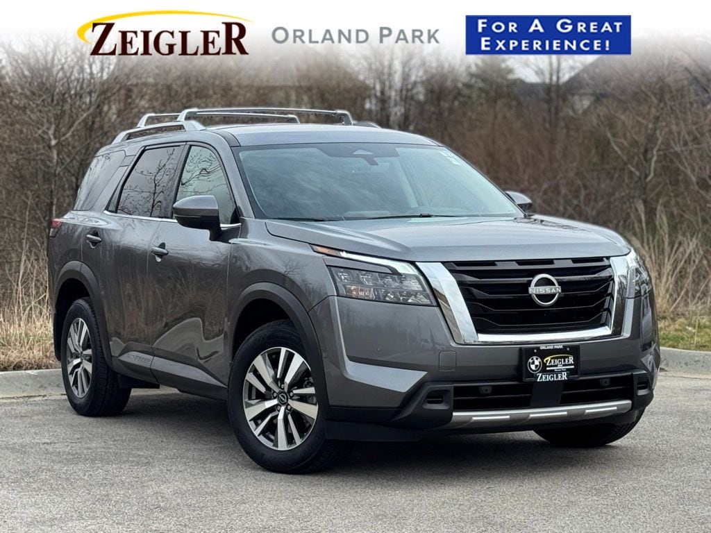 Certified 2025 Nissan Pathfinder SL SUV