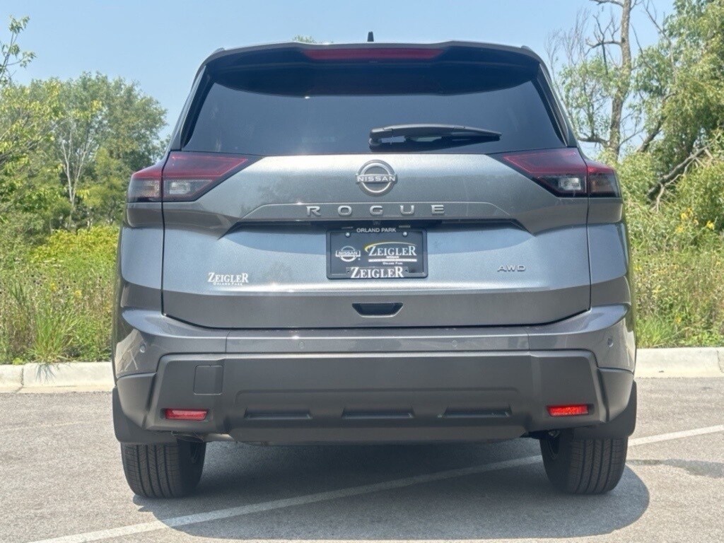 2025 NISSAN ROGUE - Image 5
