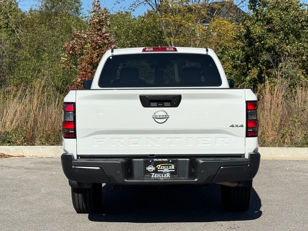 2025 NISSAN FRONTIER - Image 5