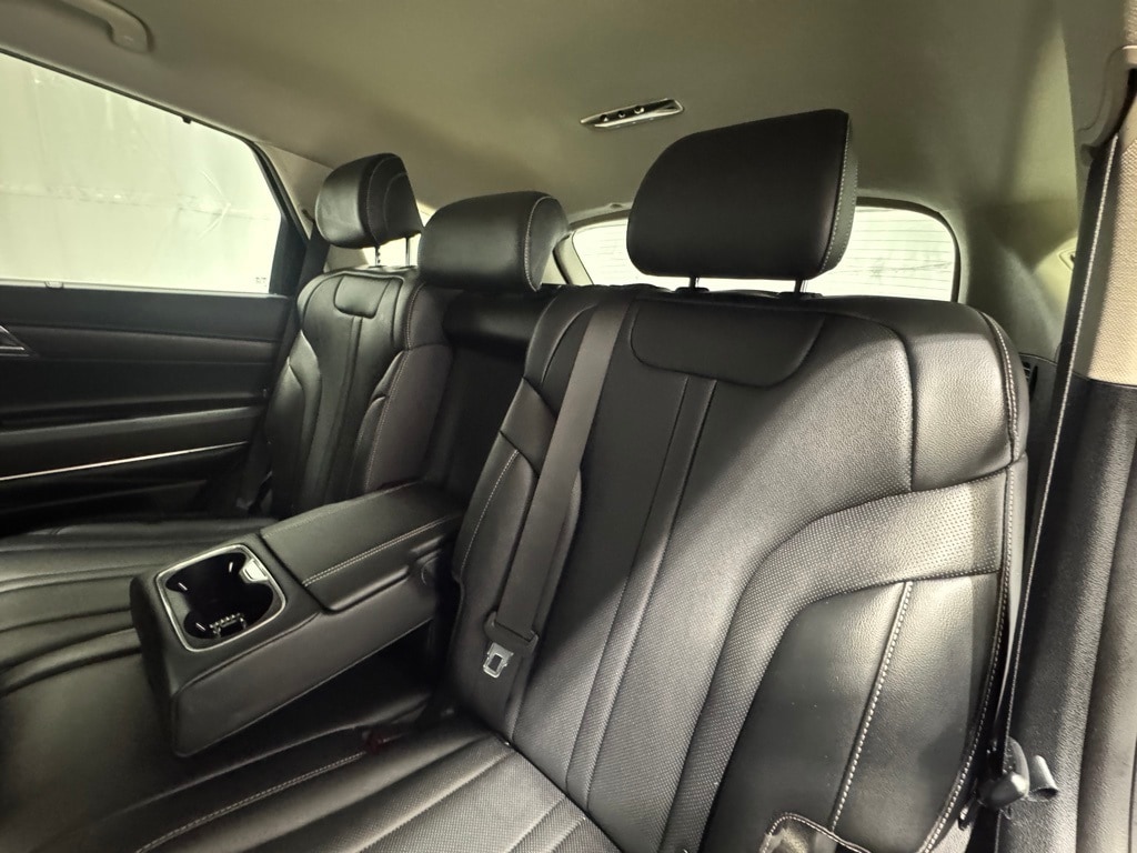 2024 GENESIS GV80 - Image 25