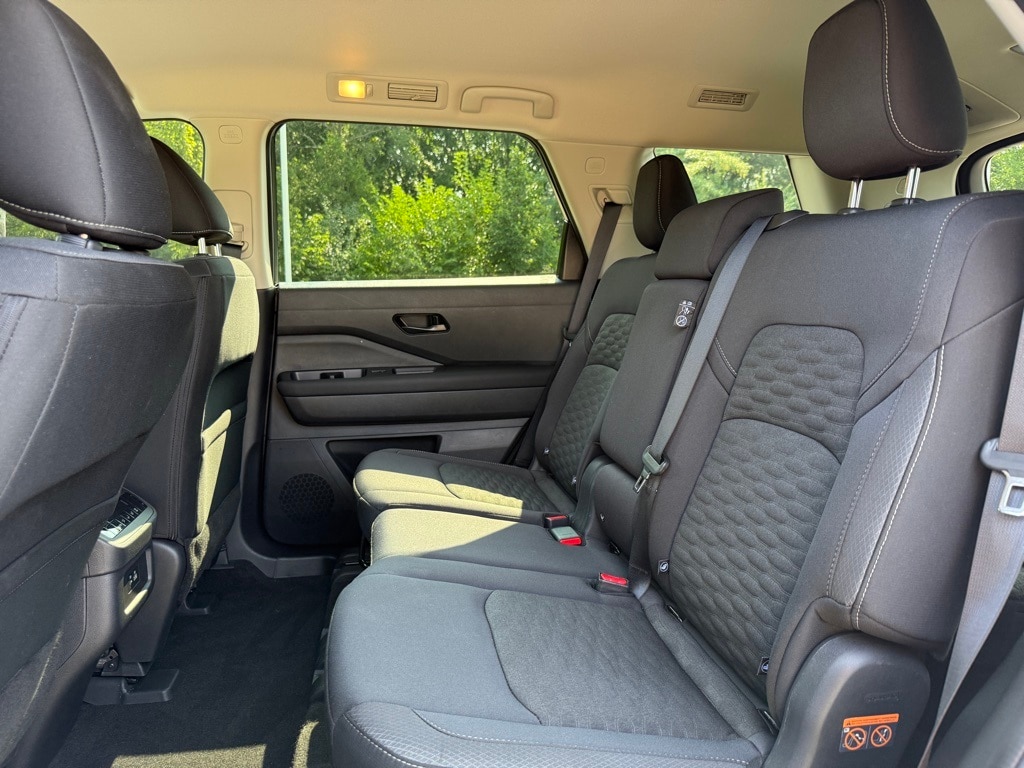 2025 NISSAN PATHFINDER - Image 23