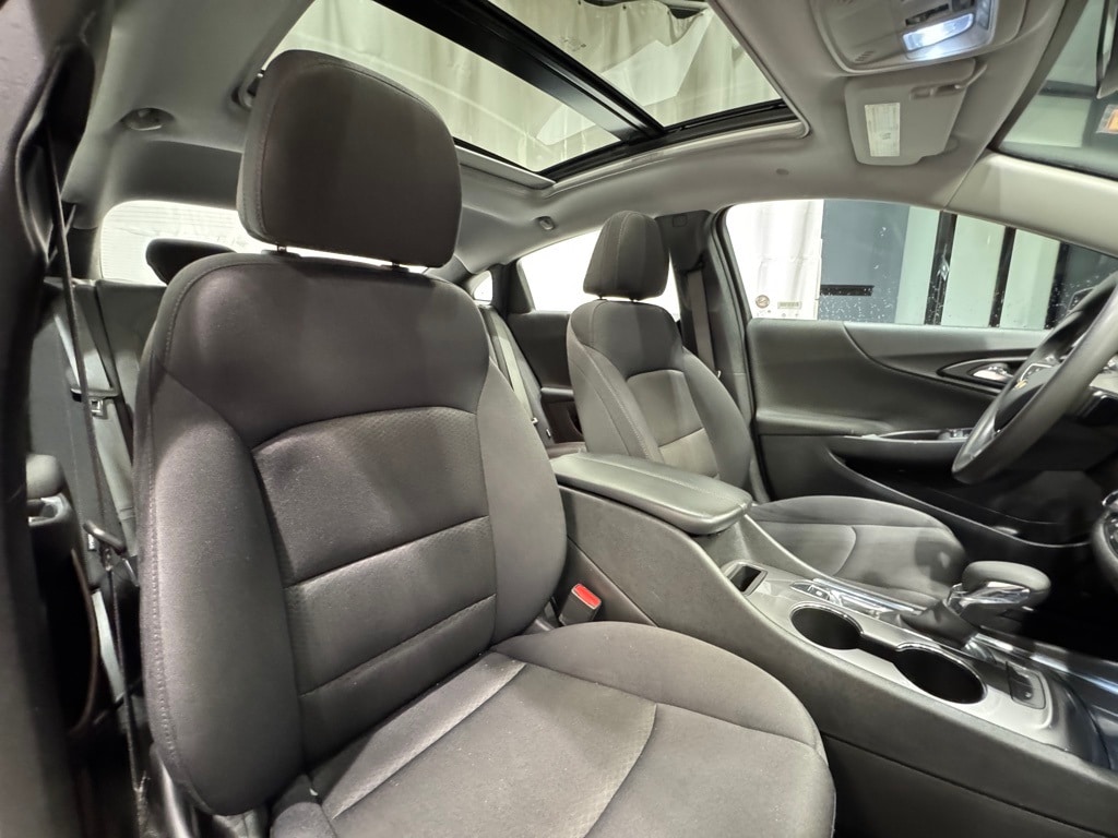 2024 CHEVROLET MALIBU - Image 30