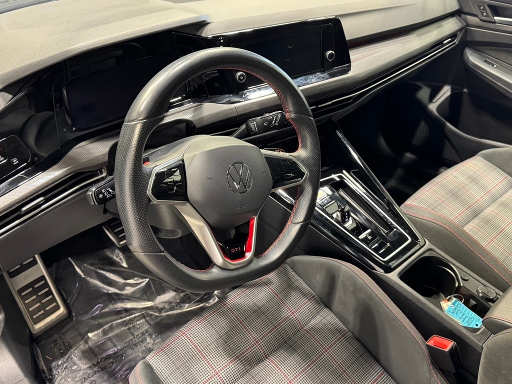 2024 VOLKSWAGEN GOLF GTI - Image 17