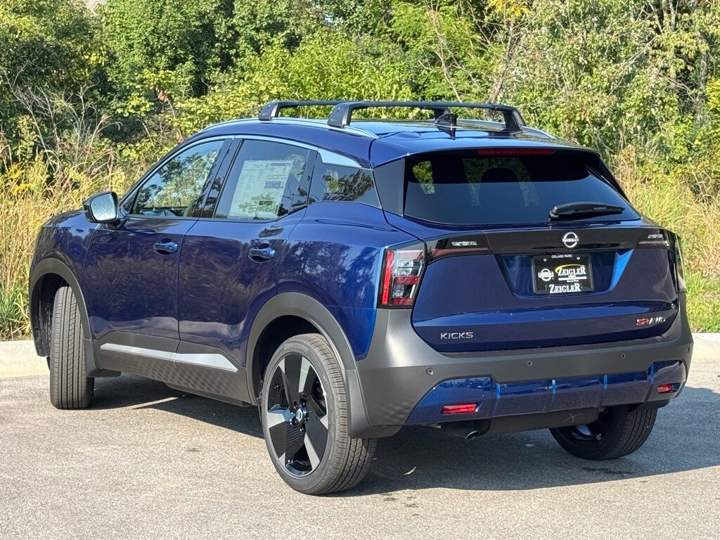 New 2026 Nissan Kicks SR SUV