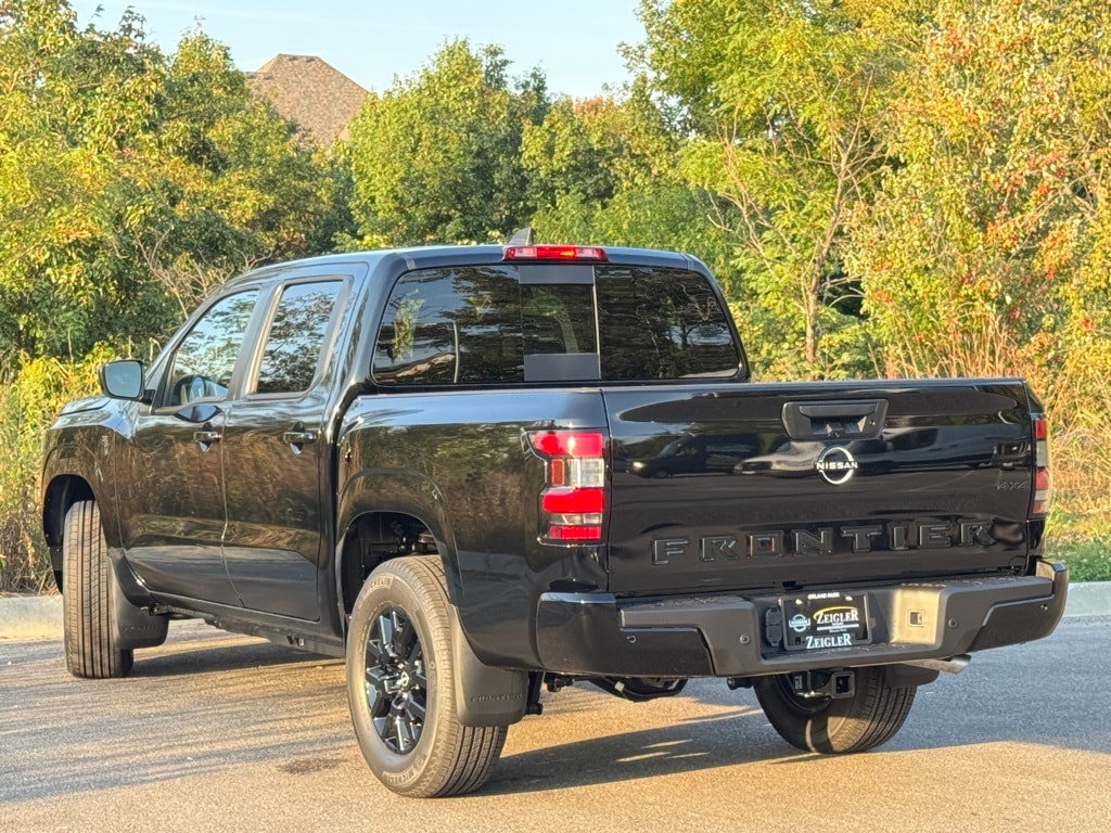 New 2026 Nissan Frontier SV Truck Crew Cab