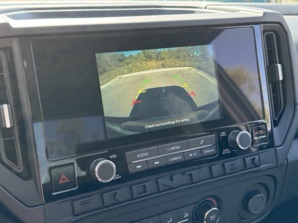 2025 NISSAN FRONTIER - Image 11