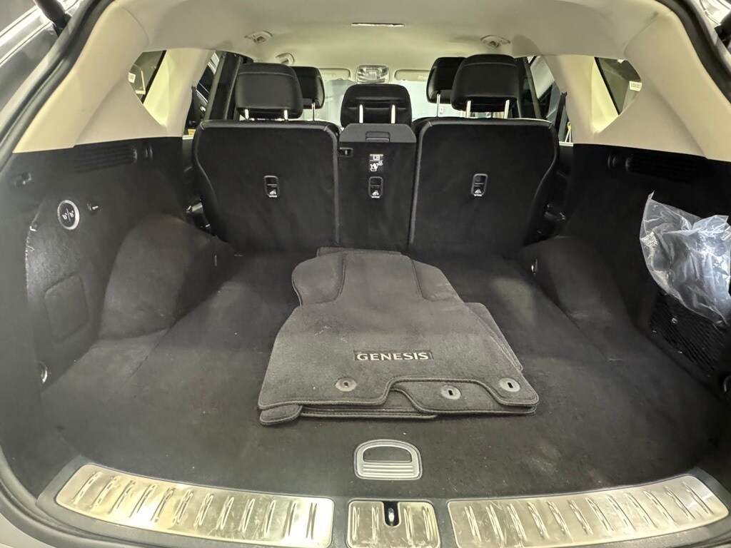 2024 GENESIS GV80 - Image 32