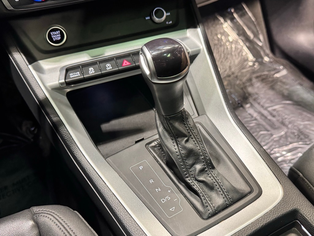 2023 AUDI Q3 - Image 10