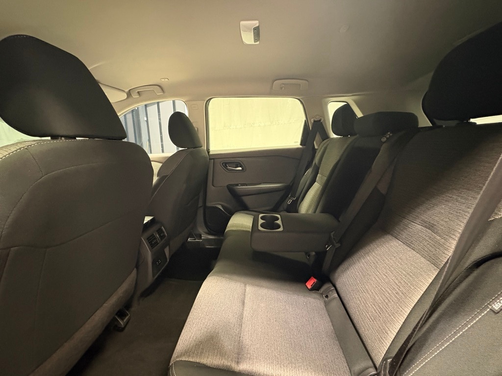 2023 NISSAN ROGUE - Image 18