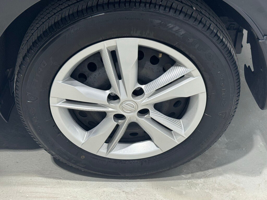 2023 NISSAN KICKS - Image 12