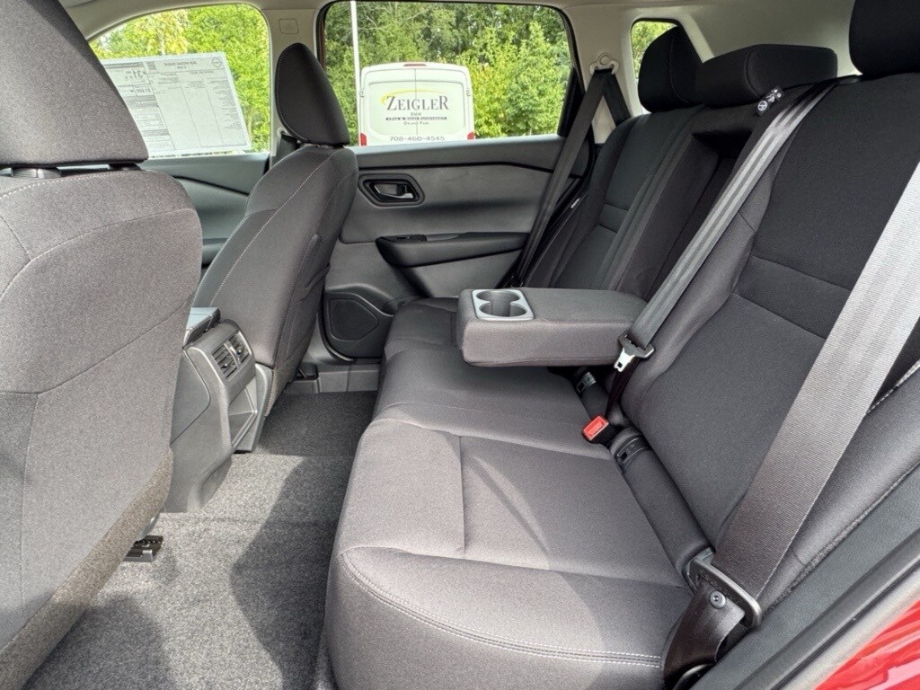 2025 NISSAN ROGUE - Image 20