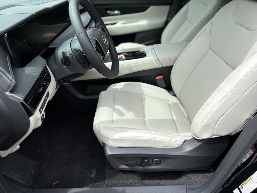 2025 NISSAN MURANO - Image 17