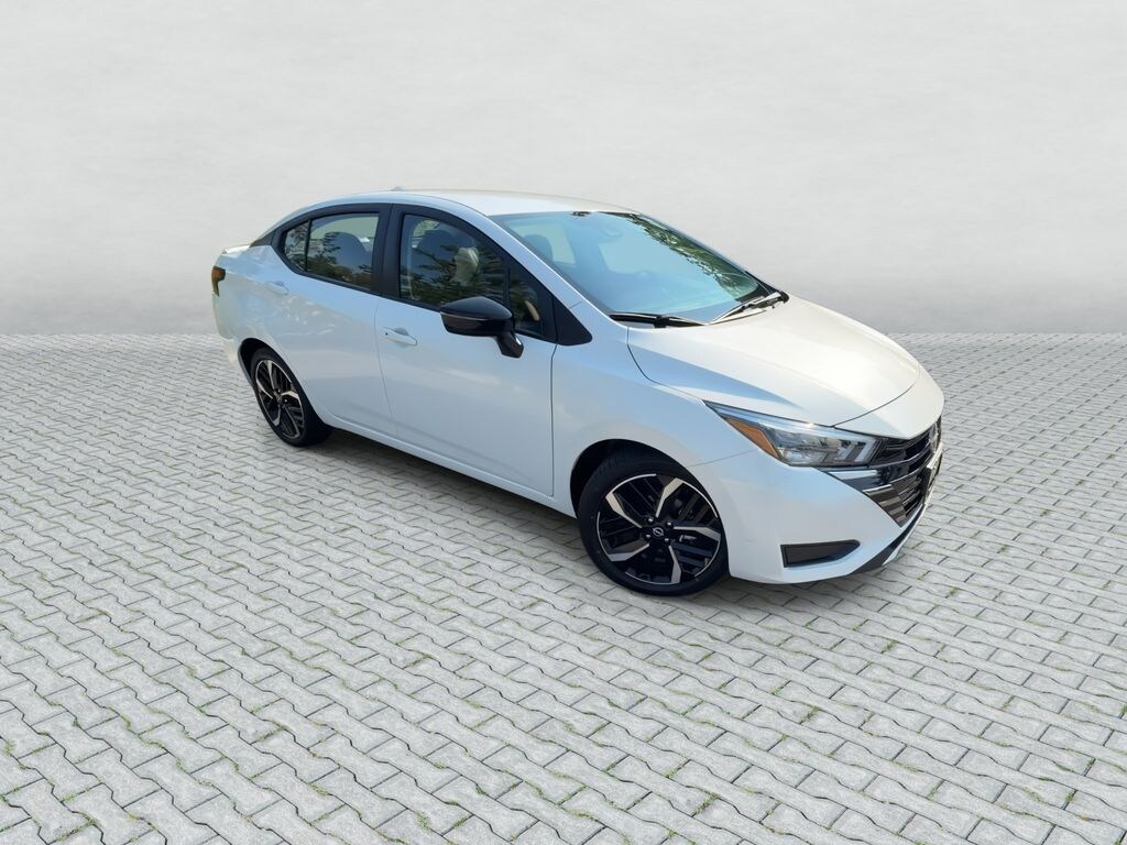 Certified 2024 Nissan Versa 1.6 SR Sedan