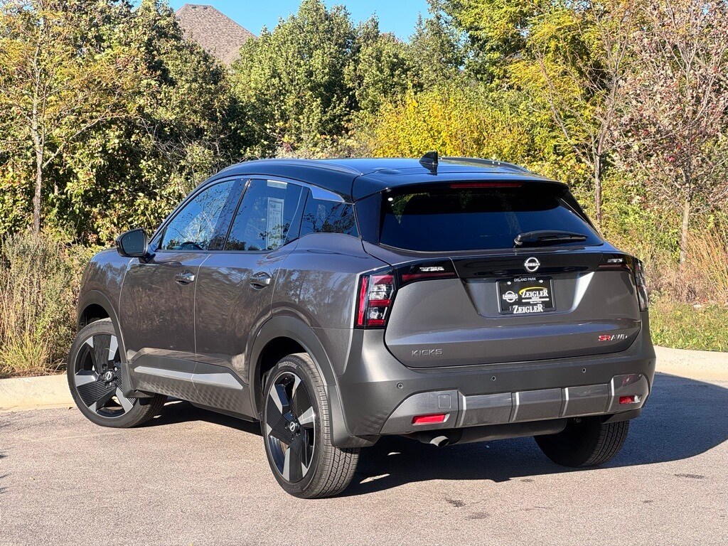 2025 NISSAN KICKS MPV - Image 4